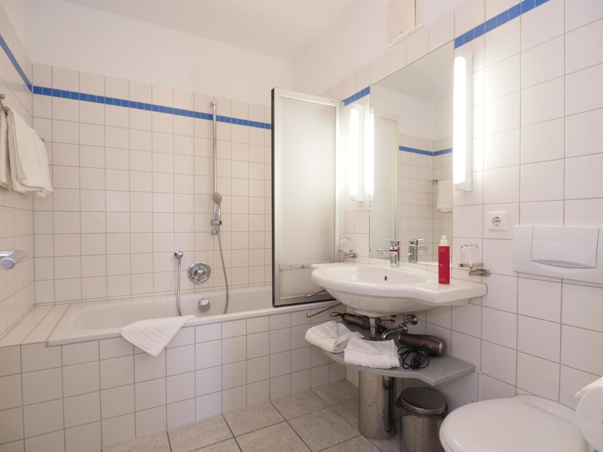 Kaiservillen Heringsdorf - Ferienwohnung Mit 2 Schlafzimmern Und Balkon D213 Экстерьер фото